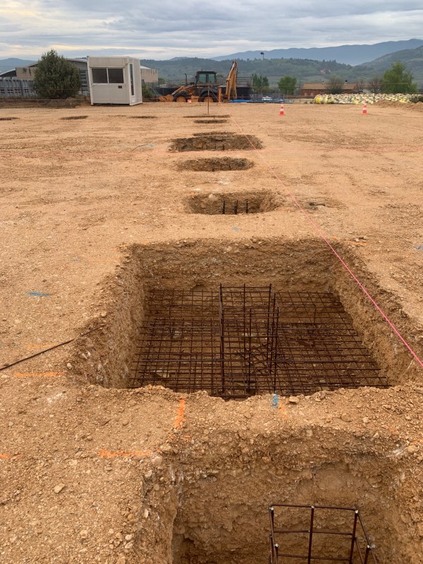 Fondation pour futurs hangars à Villars